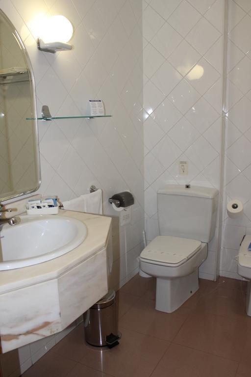 Residencia Miramar San Vicente De La Barquera Room photo